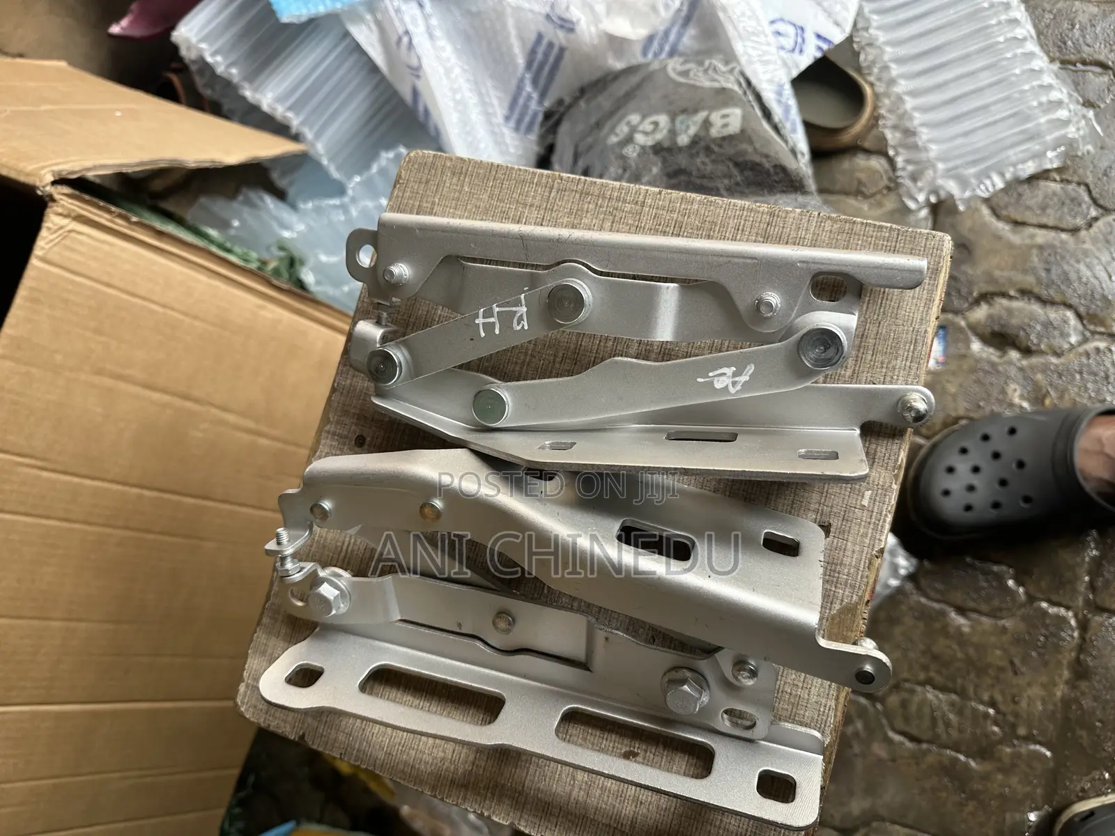 Bonnet Hanger for Mercedes Benz Gle 2025