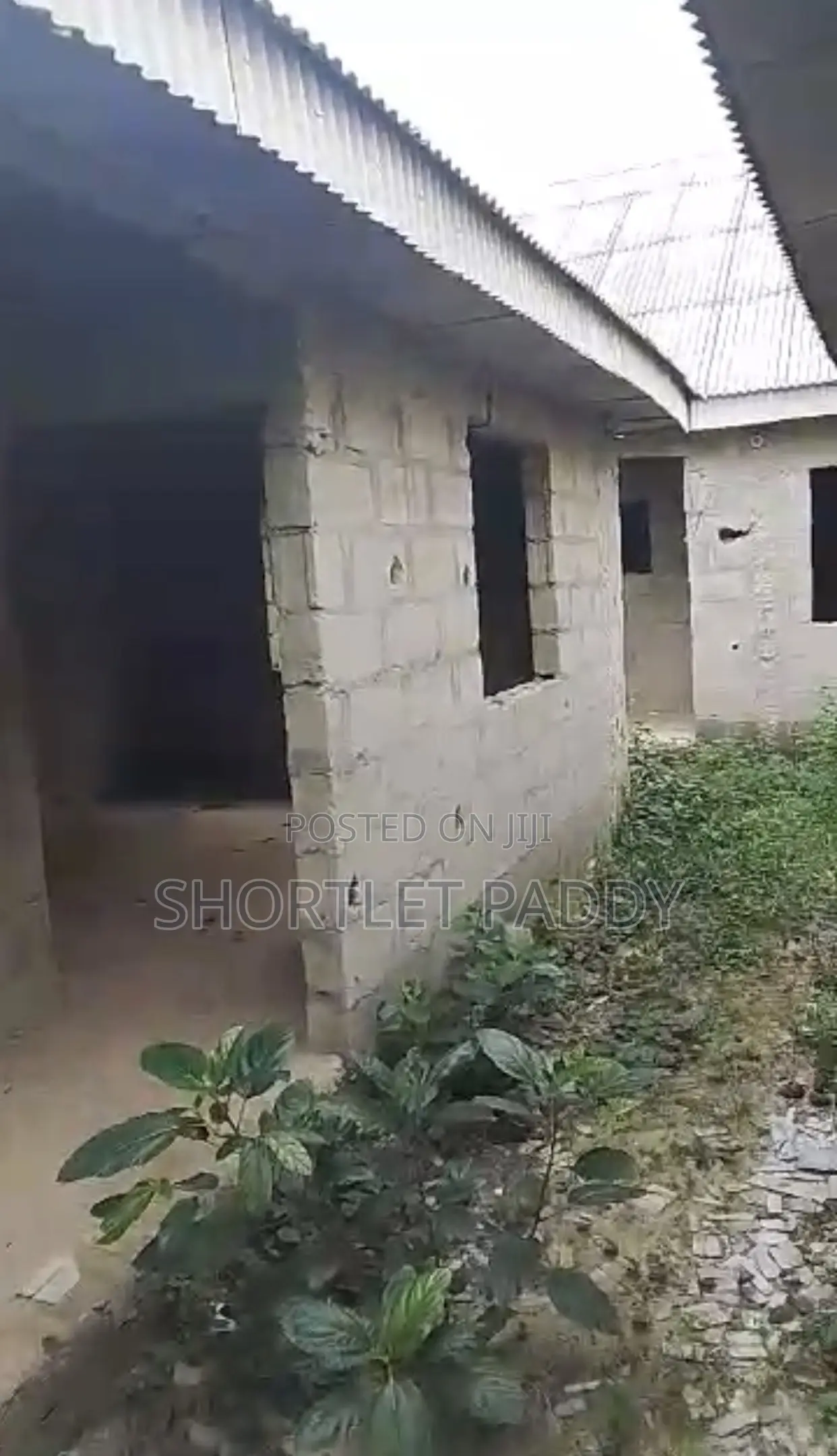 1bdrm Block of Flats in Bayeku, Ikorodu for sale