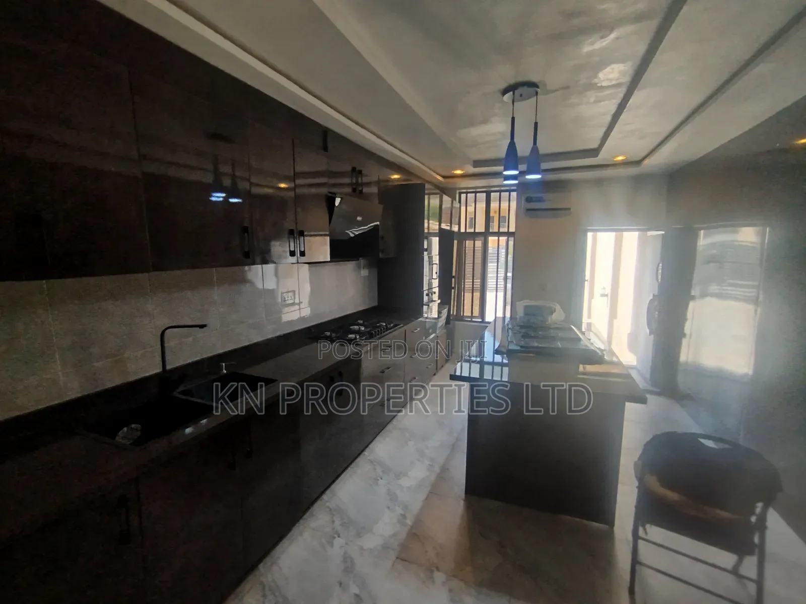 3bdrm Duplex in Asokoro for rent