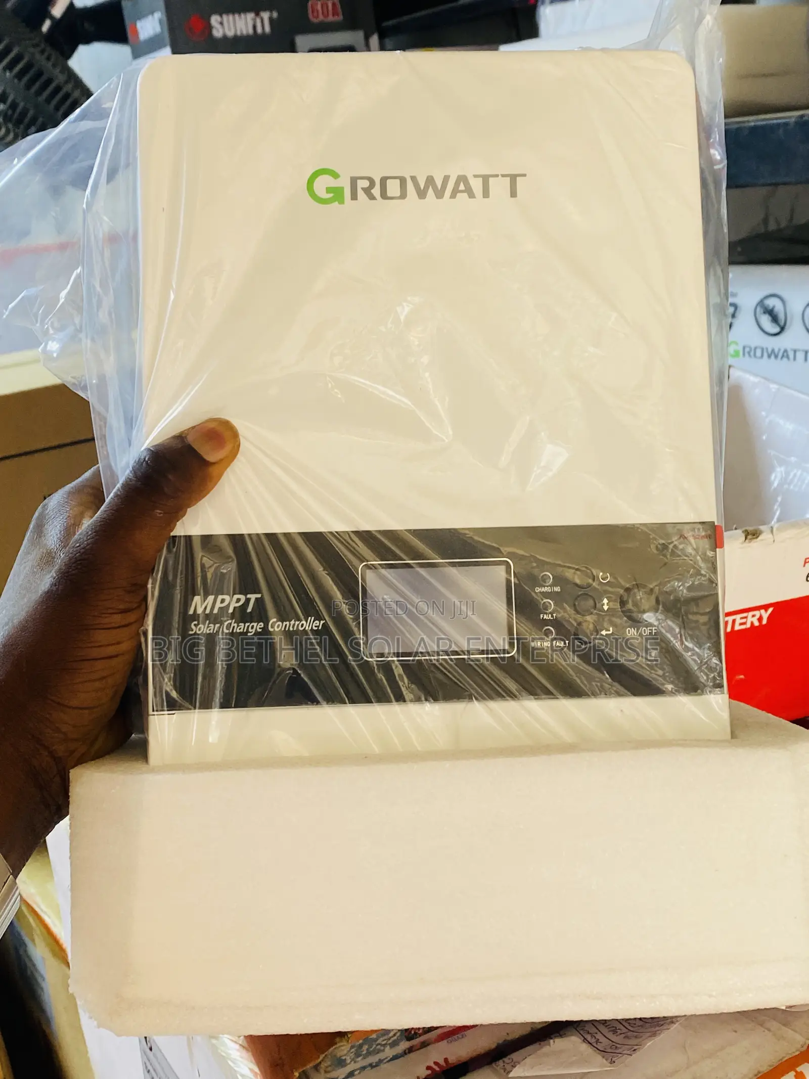 Growatt 120ah MMPT Charge Controller