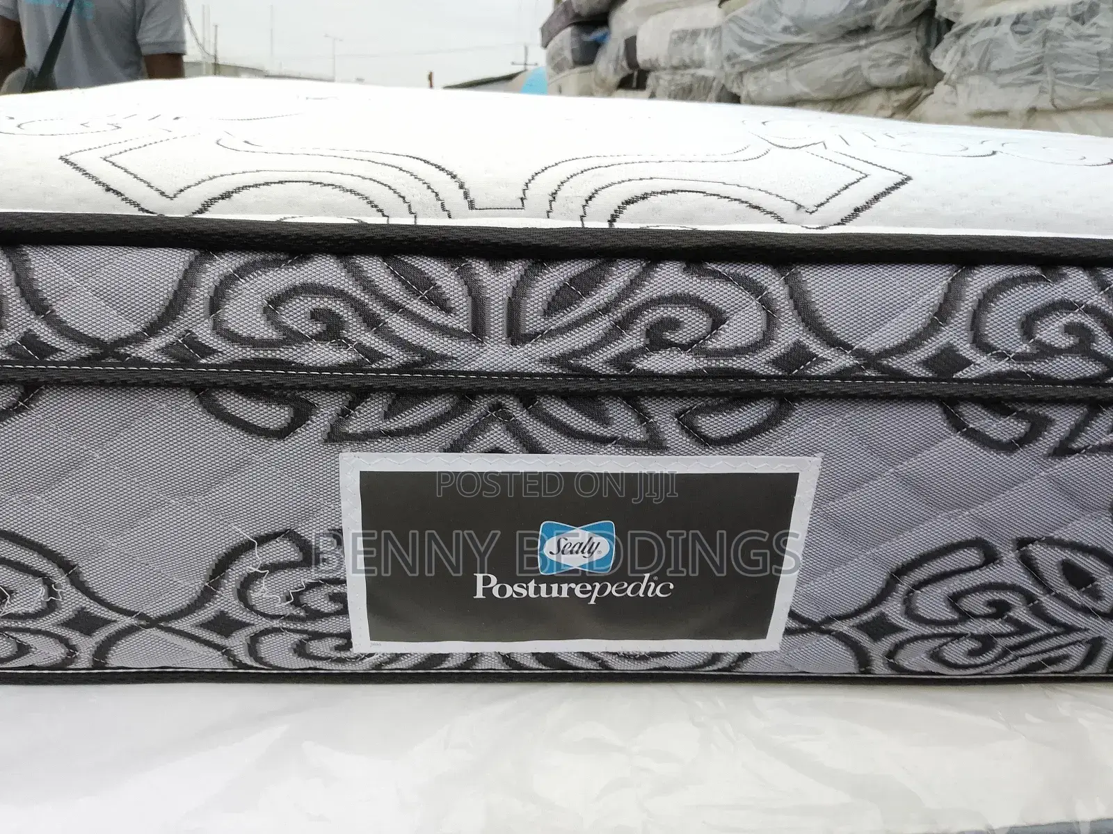 Order 4ur Affordable Canadian 4.5x6 Matress 12inches Get 1 Fiba Pilo