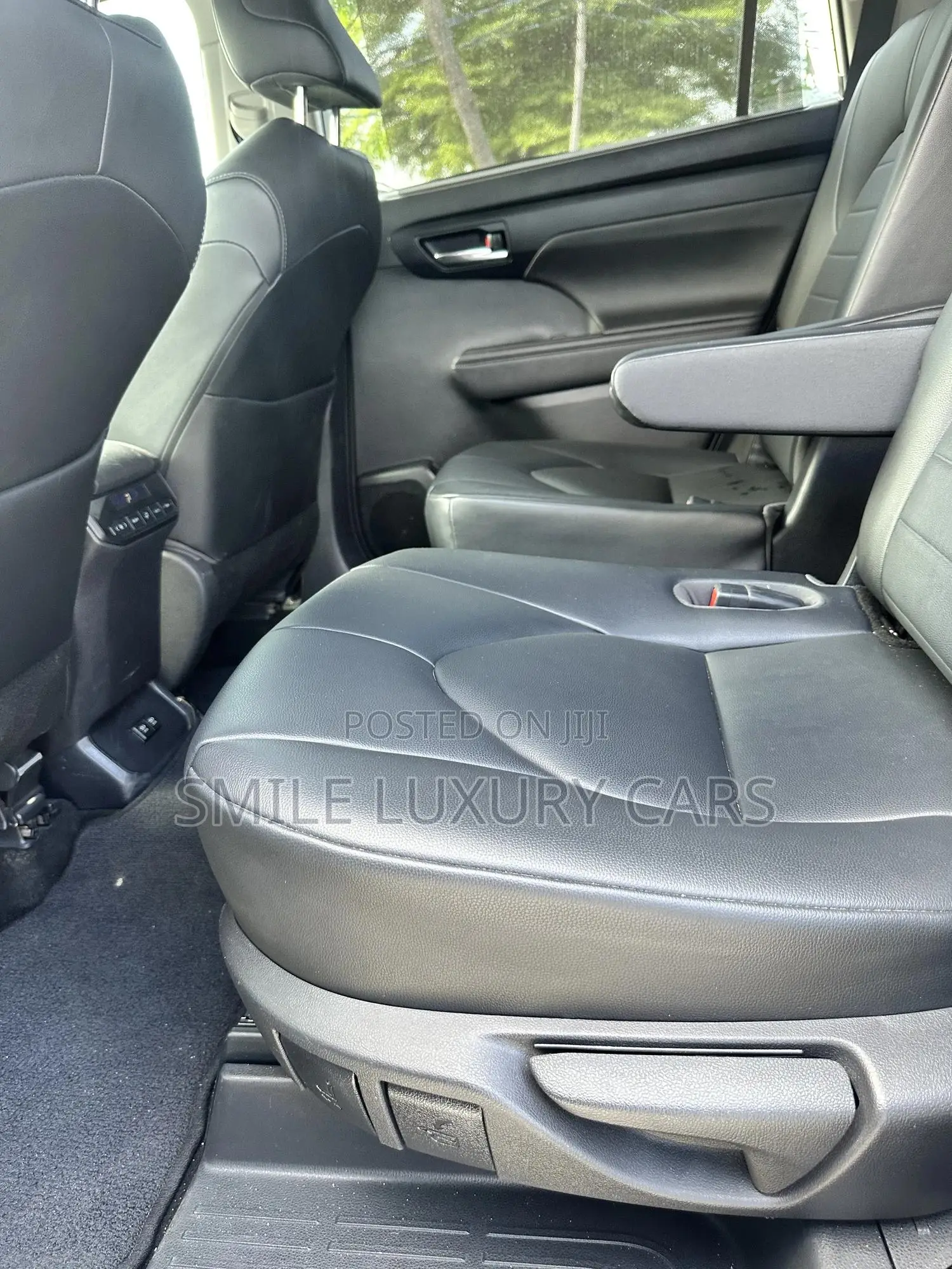 Toyota Highlander XLE AWD 2020 Silver