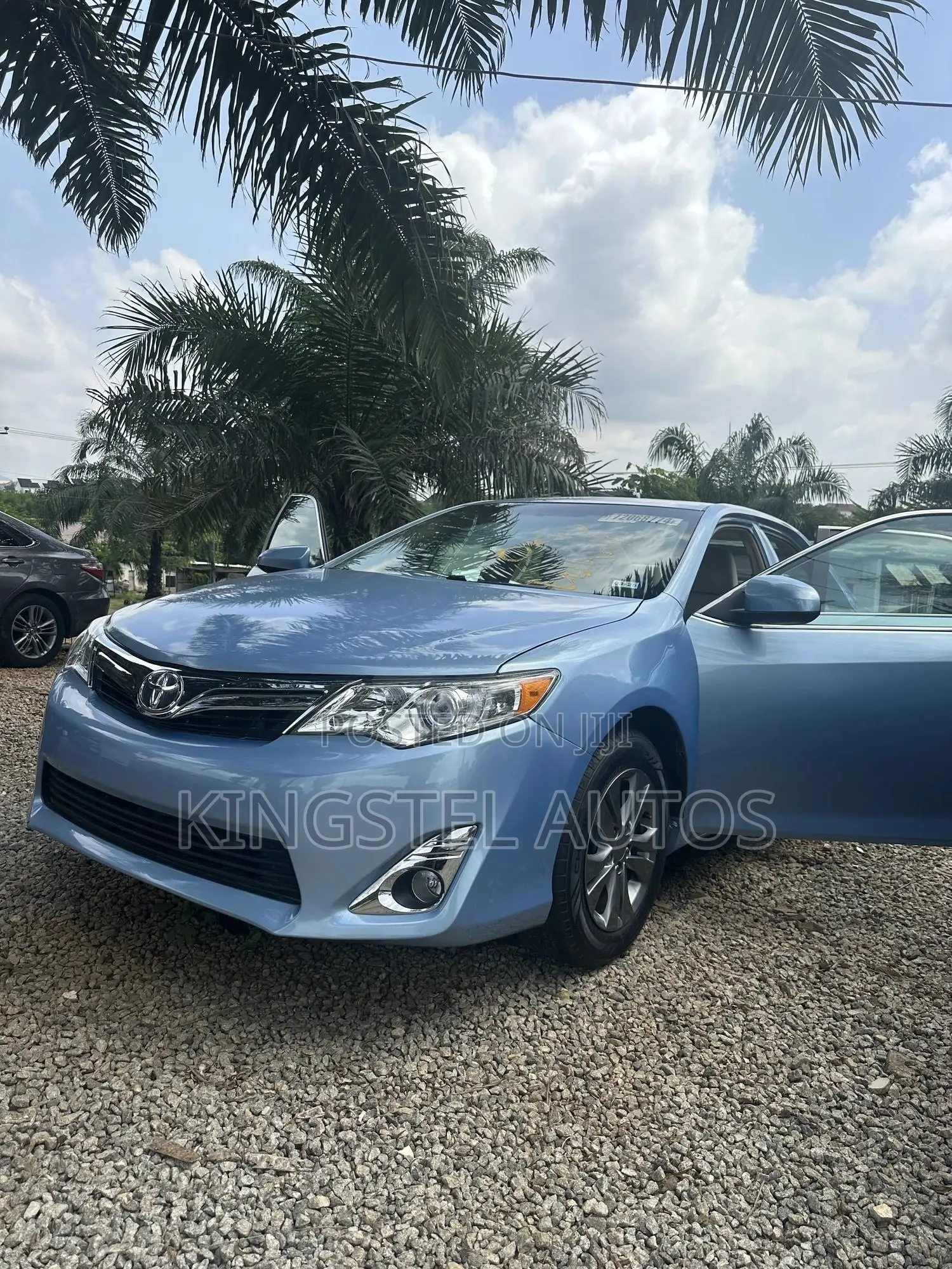 Toyota Camry L 4dr Sedan (2.5L 4cyl 6A) 2012 Blue