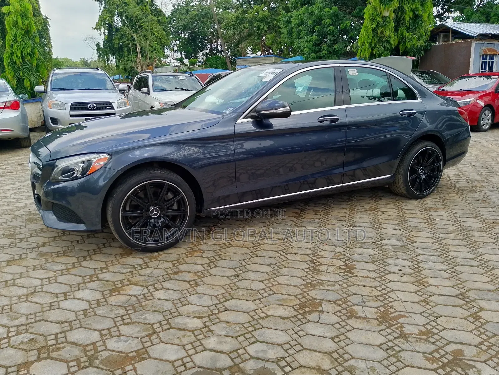 Mercedes-Benz C300 Sport 4dr AWD 4Matic Sedan (2.0L 4cyl 7A) 2015 Gray