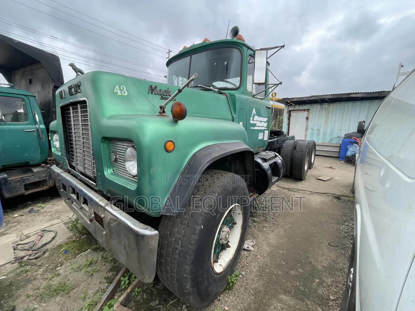 Track Mack