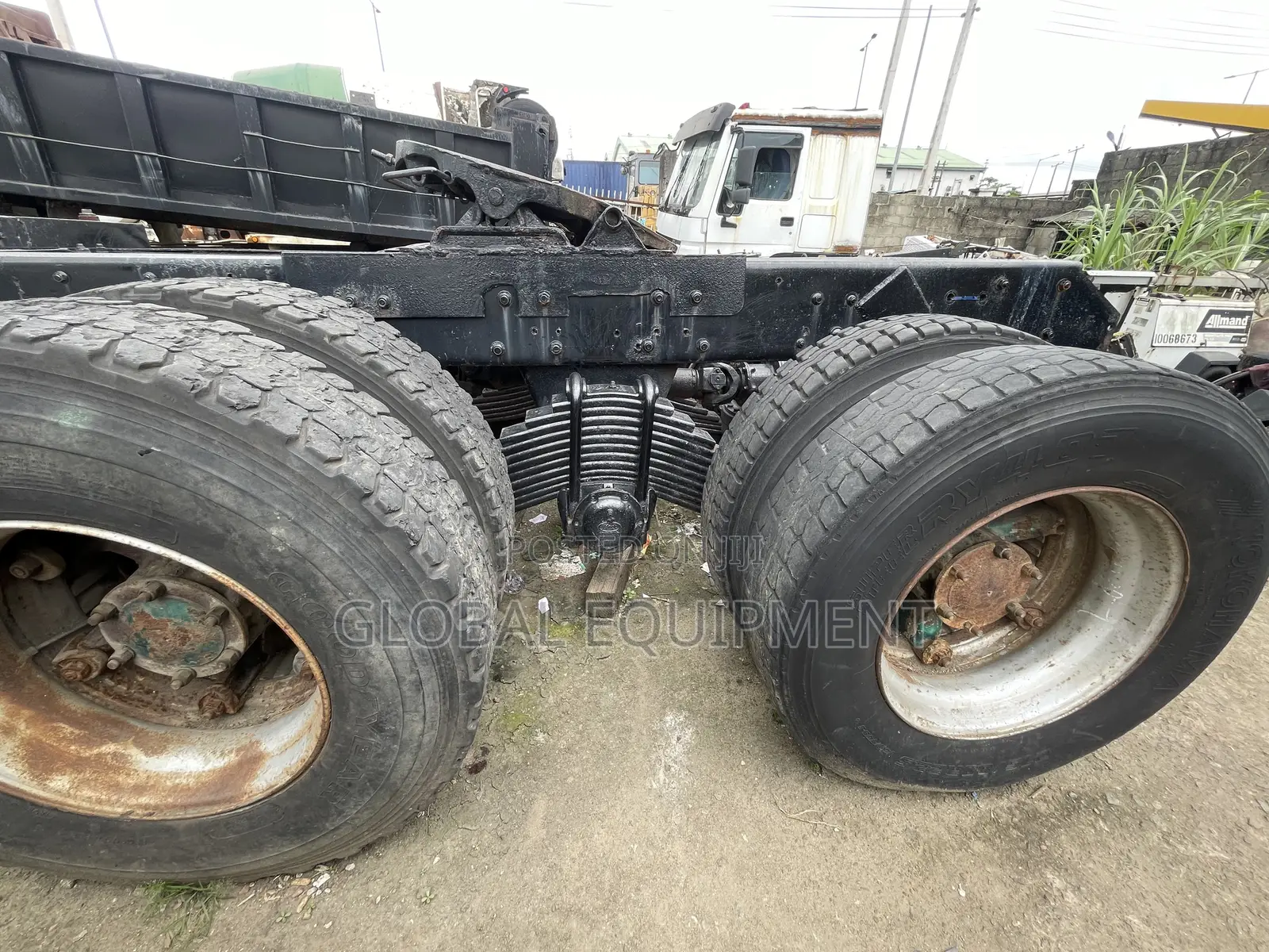 Track Mack