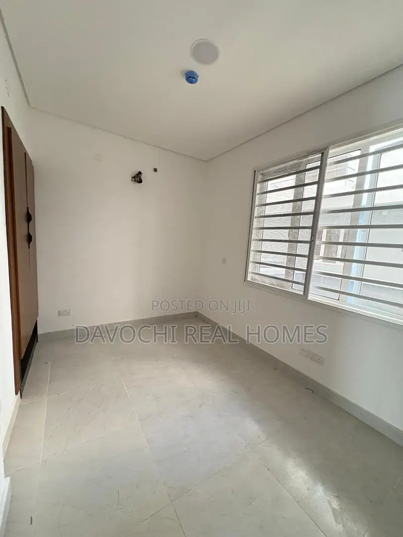 4bdrm Duplex in Lekki for rent