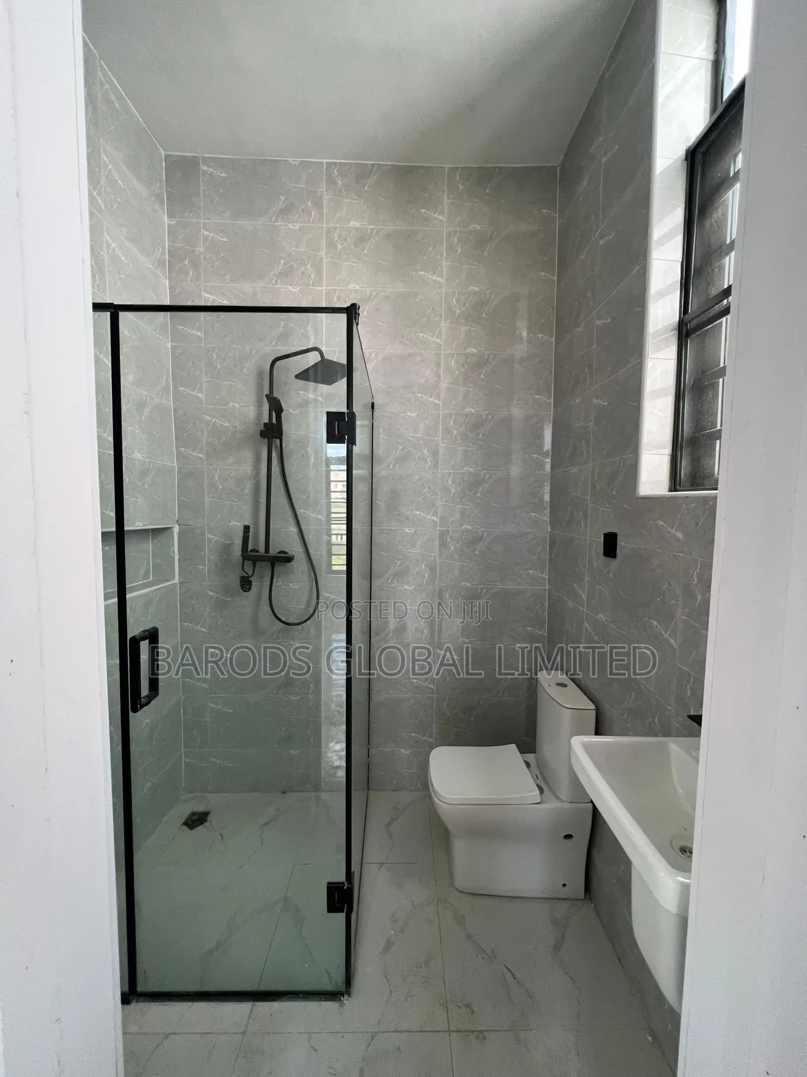 Furnished 5bdrm House in 2Nd Toll Gate, Lekki, Peninsula Estate