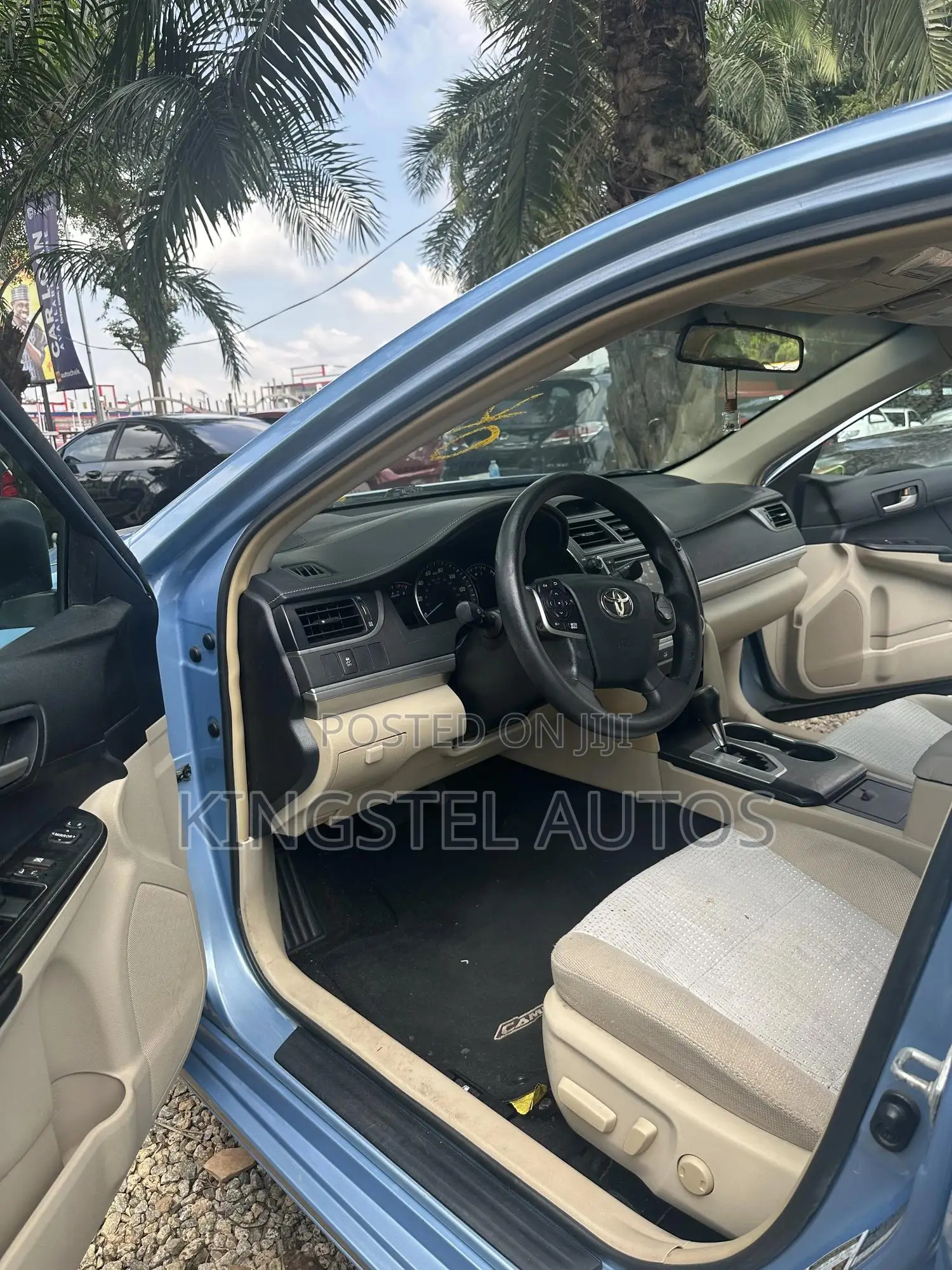 Toyota Camry L 4dr Sedan (2.5L 4cyl 6A) 2012 Blue