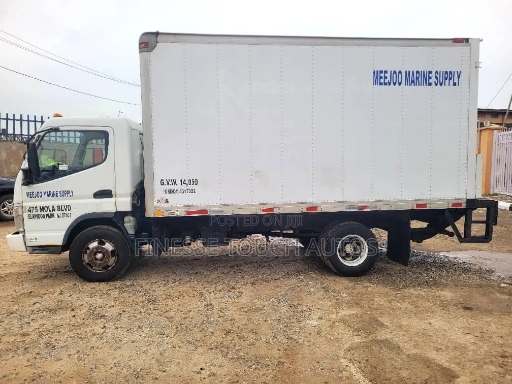 Mitsubishi Fuso Truck 2007