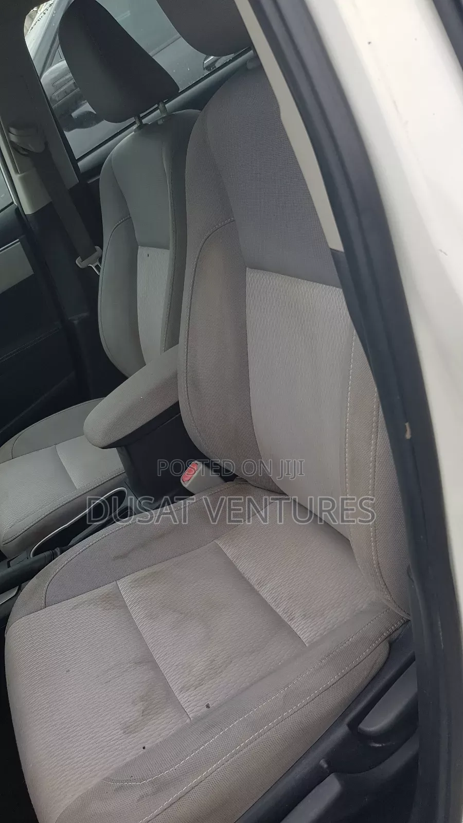 Toyota Corolla L 4dr Sedan (1.8L 4cyl 6M) 2014 White