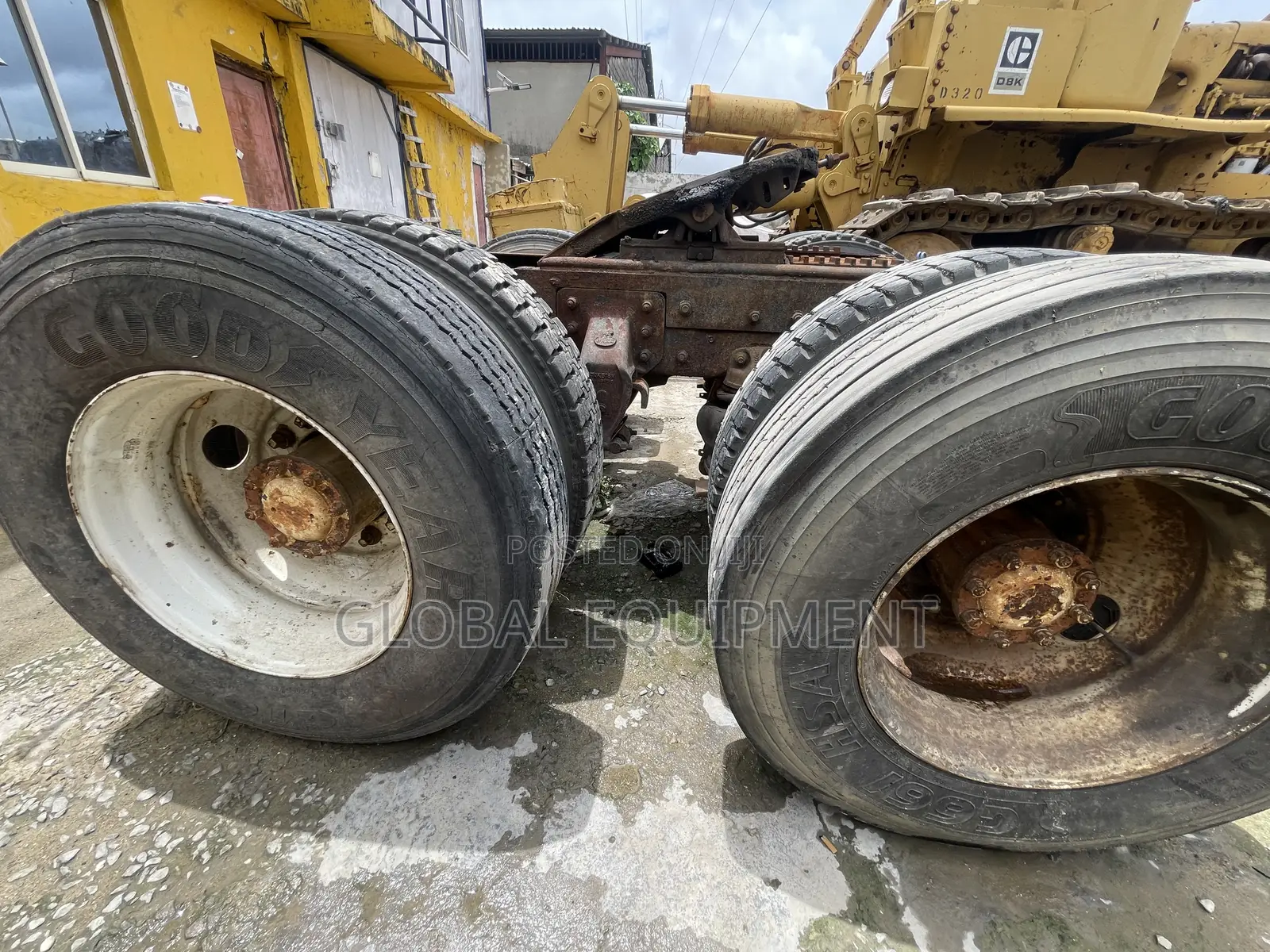 Mack Tractor