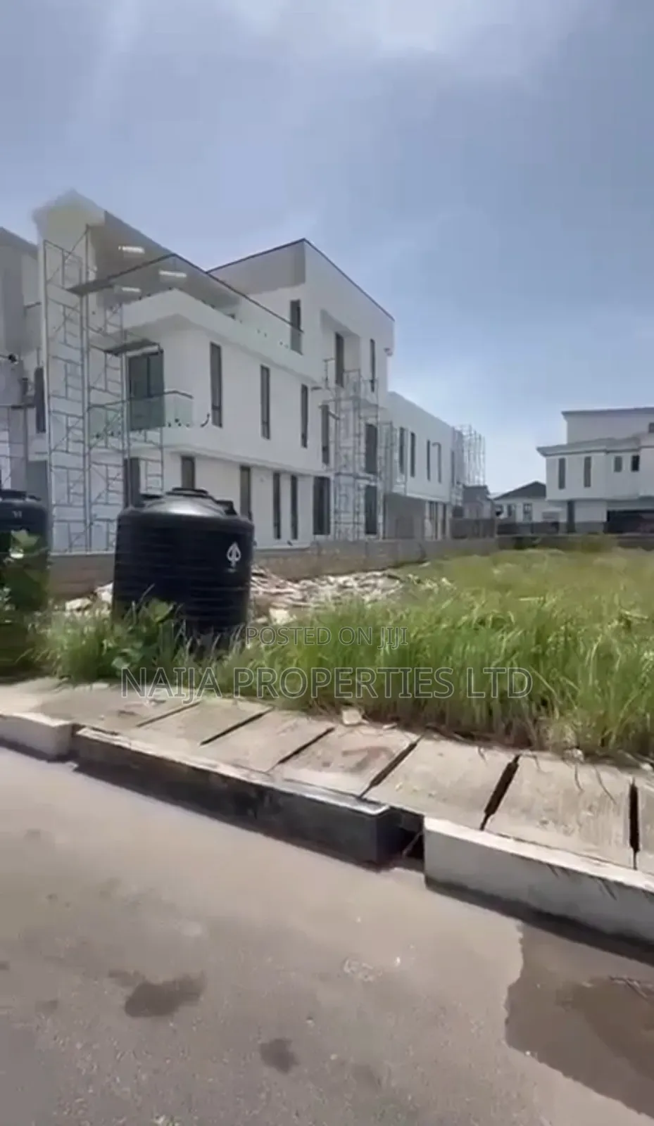 806sqm of Land at Cowrie Creek Estate, Ikate, Lekki for Sale