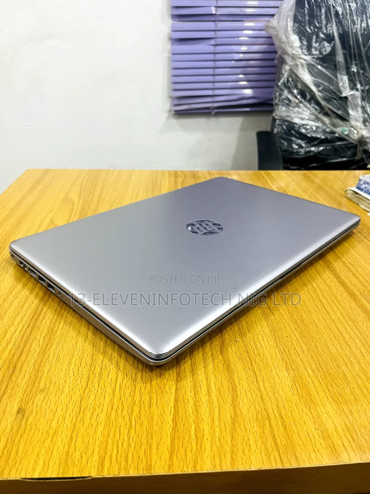 Laptop HP 255 G8 8GB AMD Ryzen 5 SSD 256GB