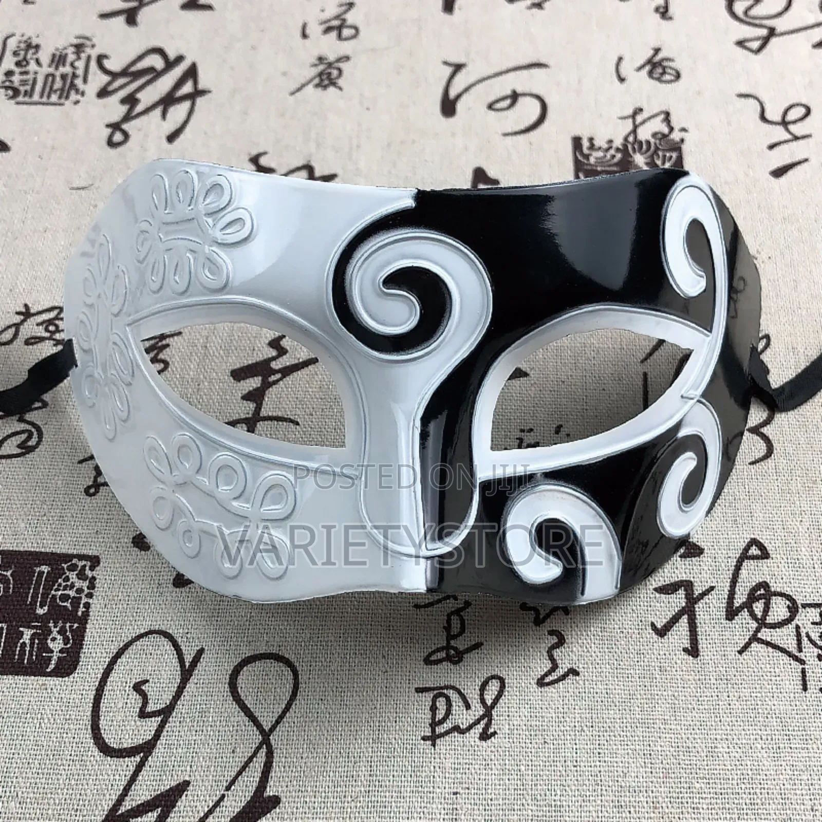 Half Face Unisex Halloween Party Mask
