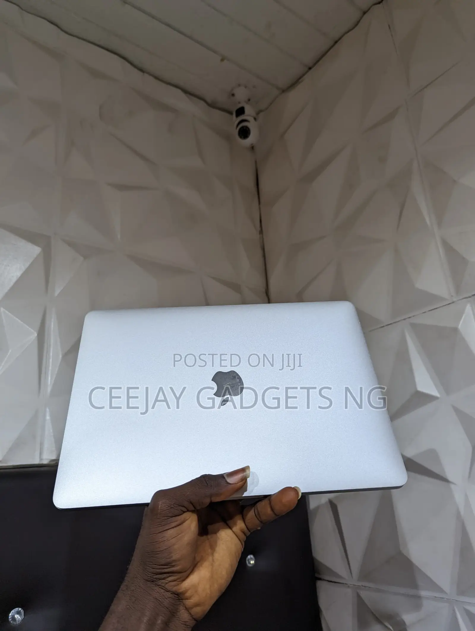 Laptop Apple MacBook Pro 2019 8GB Intel Core I5 SSD 128GB