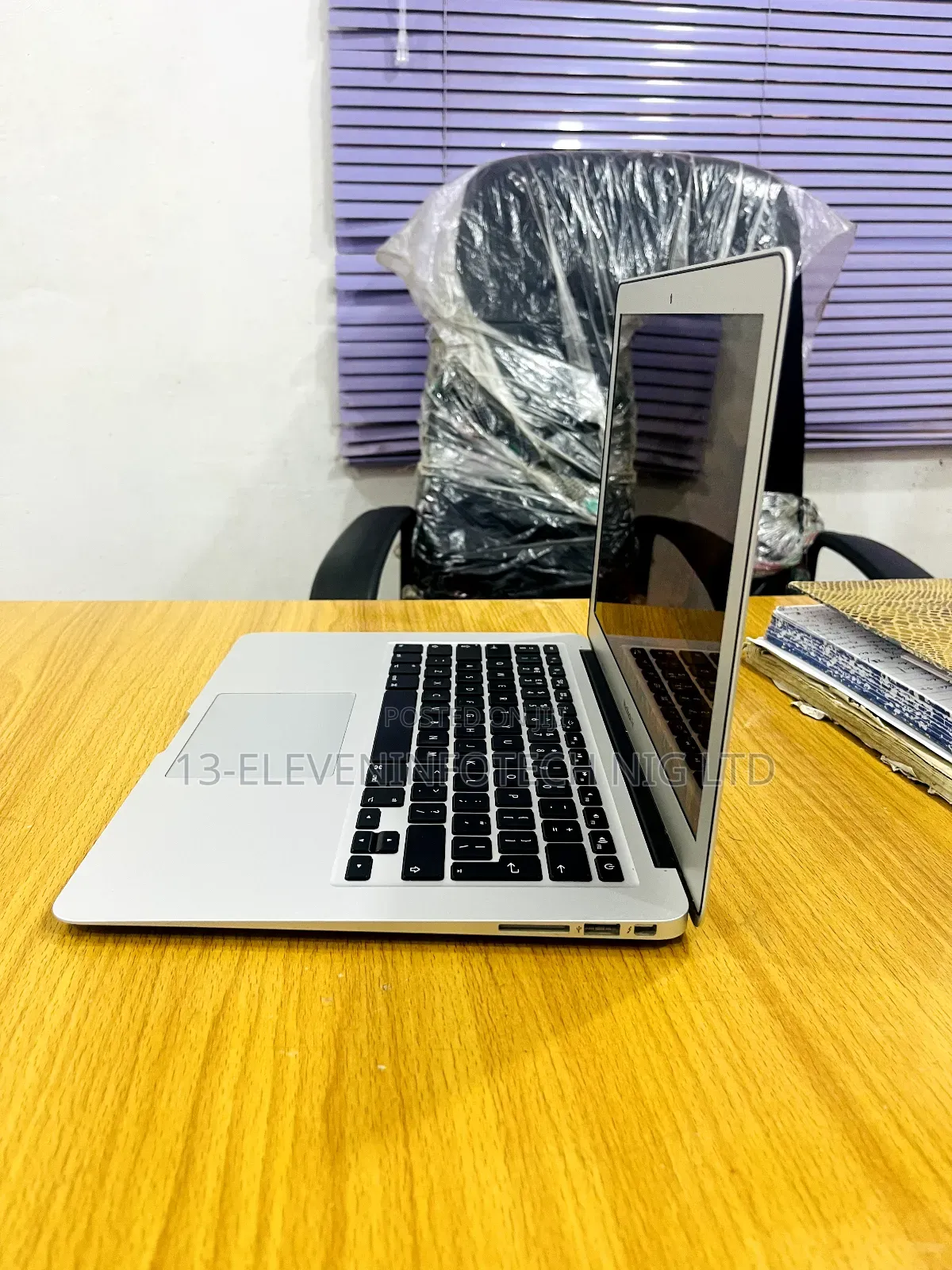 Laptop Apple MacBook Air 2017 8GB Intel Core I5 SSD 256GB