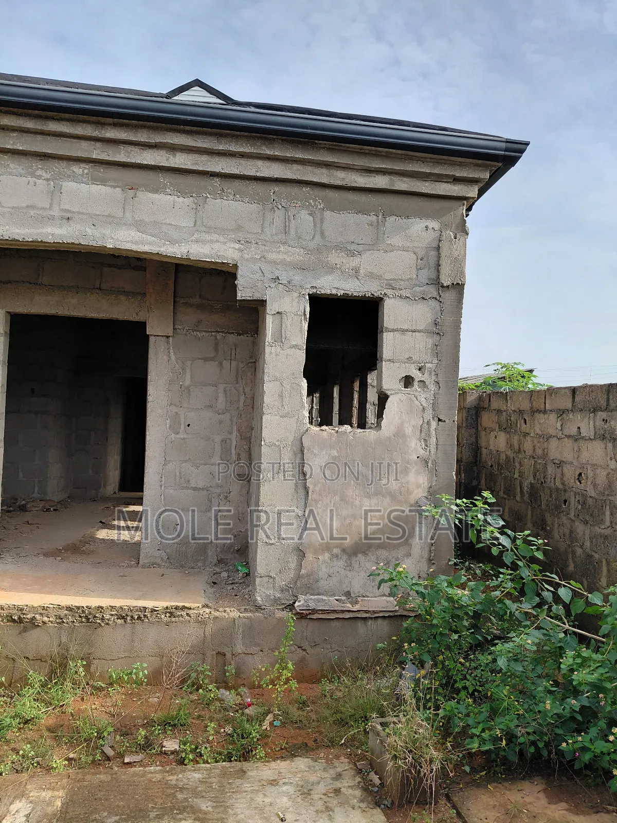 3bdrm Bungalow in Ishitu Egaun, Ikotun/Igando for sale