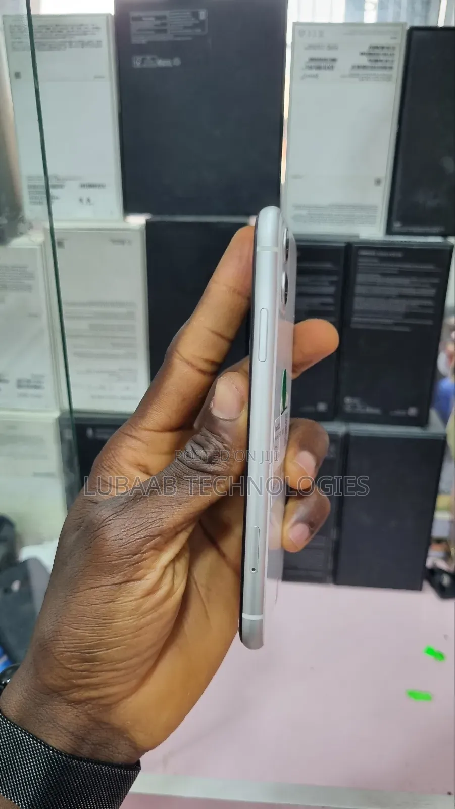 Apple iPhone 11 128 GB White