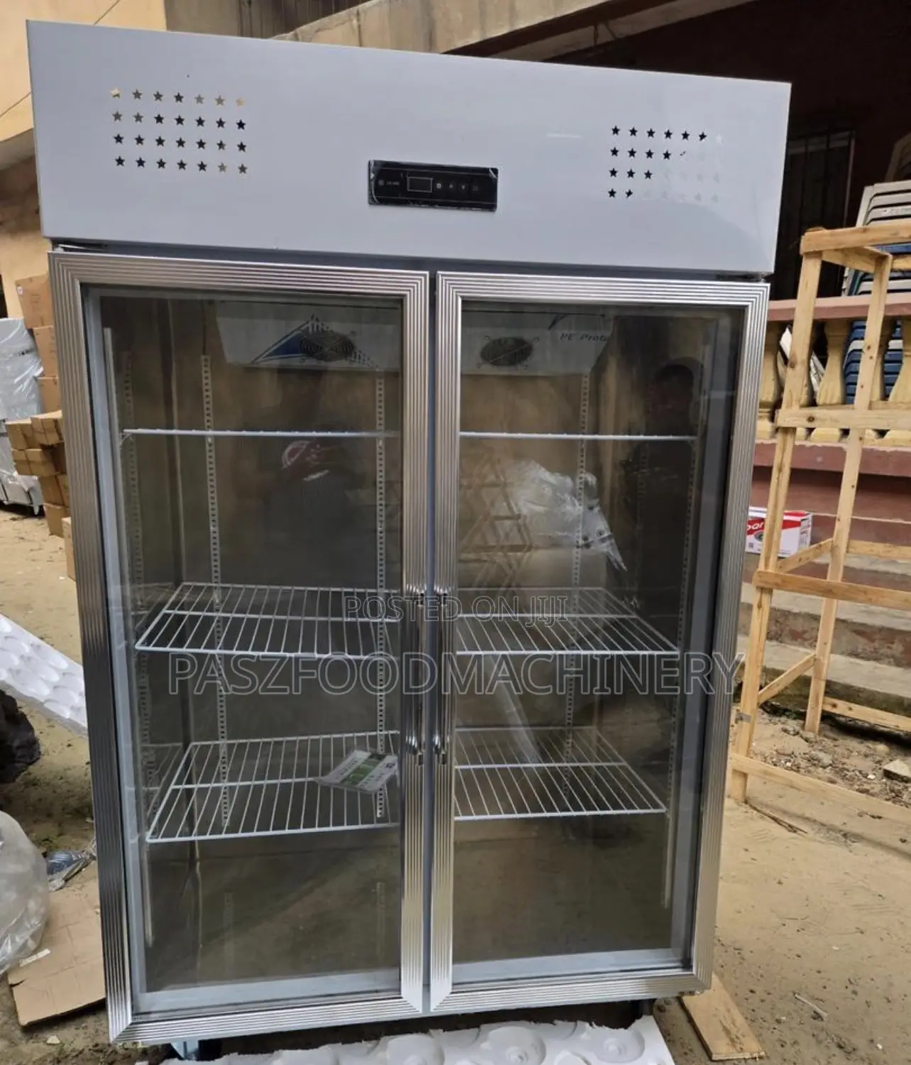 Double Doors Commercial Display Beverage Chiller