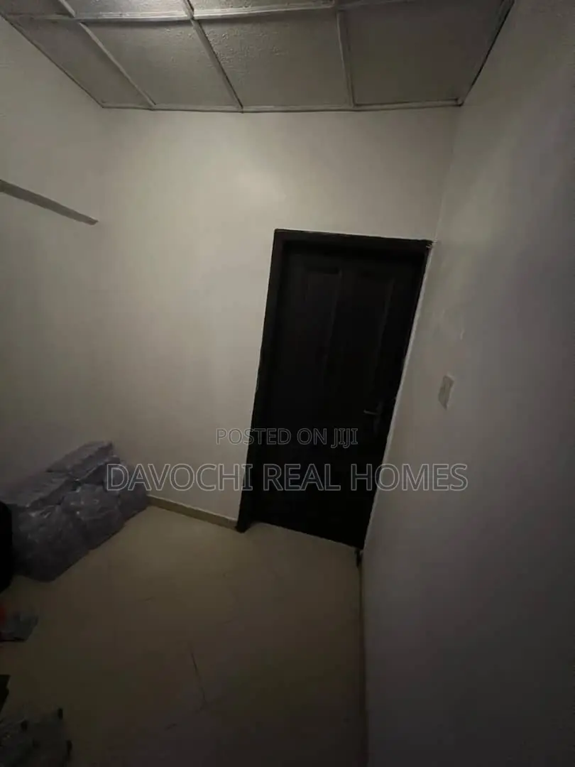 Mini Flat in Lekki Phase1 for rent