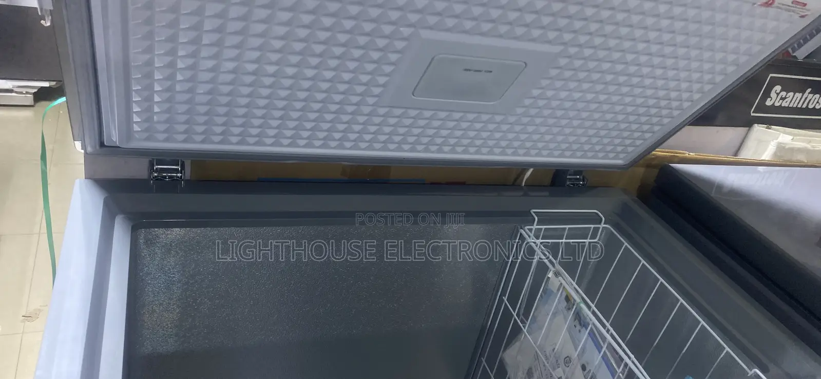 Scanfrost Chest Freezer Sfl200eco