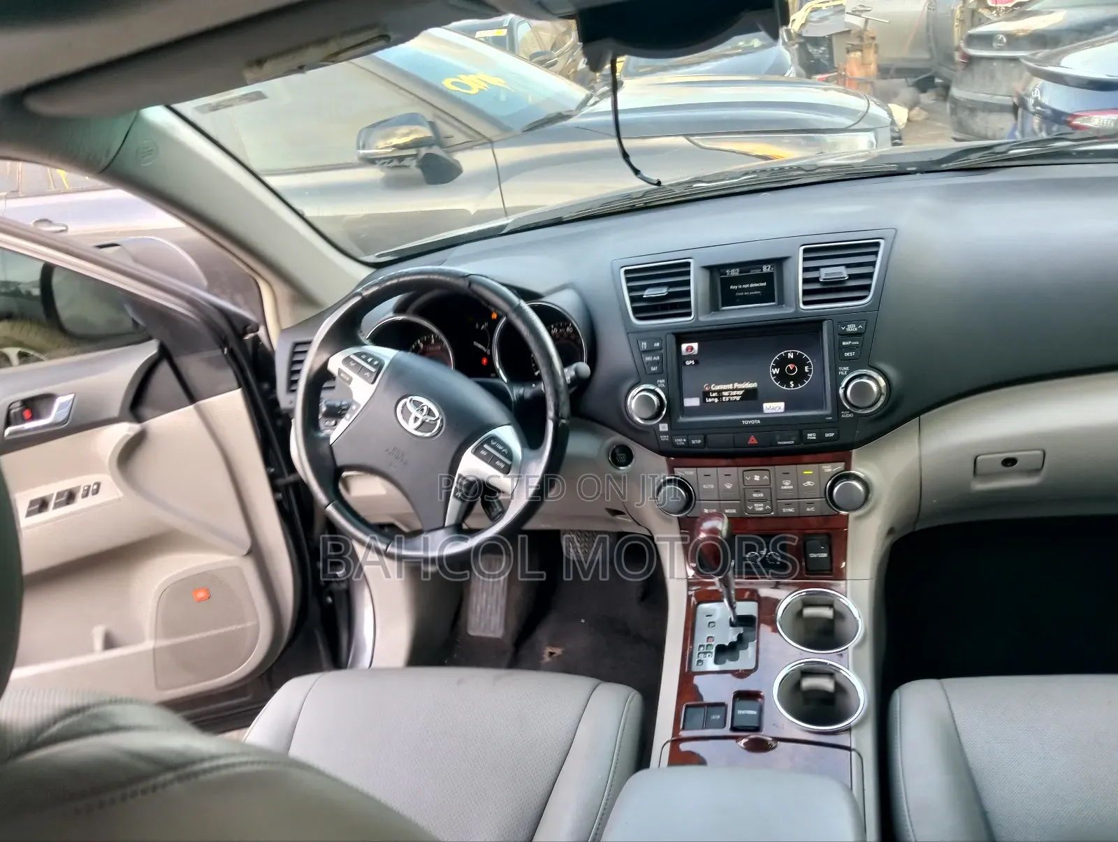 Toyota Highlander Limited 2012 Gray
