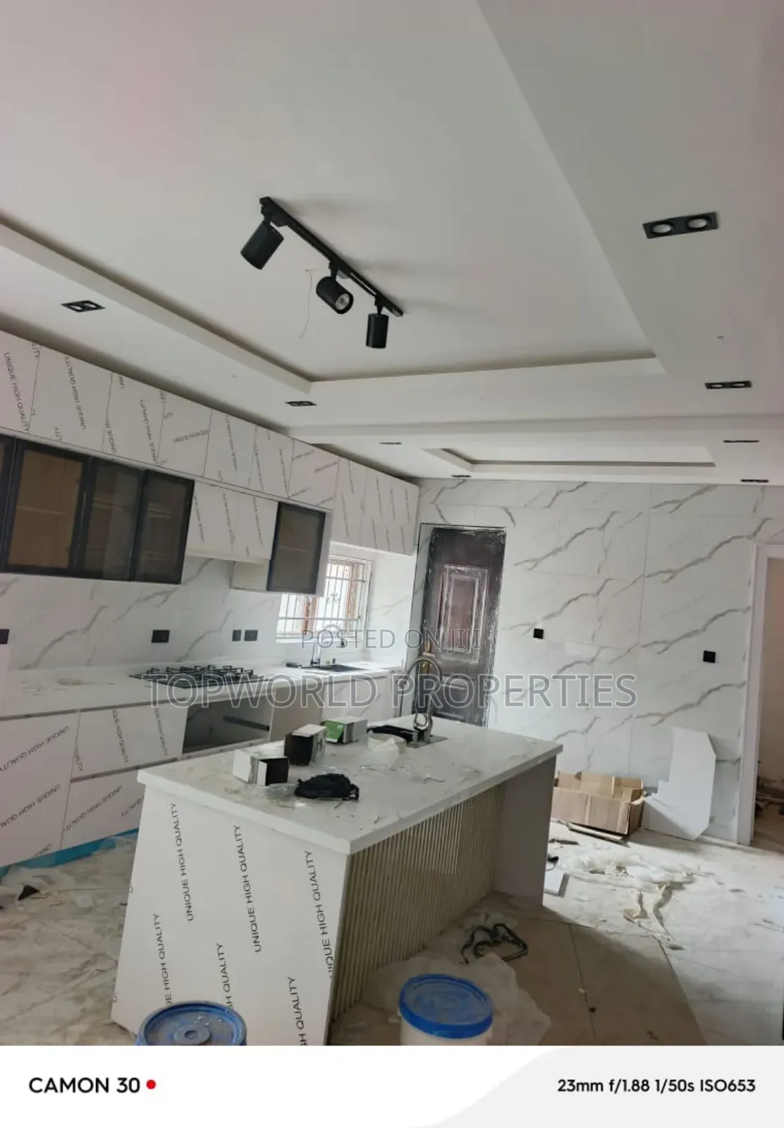 5bdrm Duplex in Ikeja Gra for sale