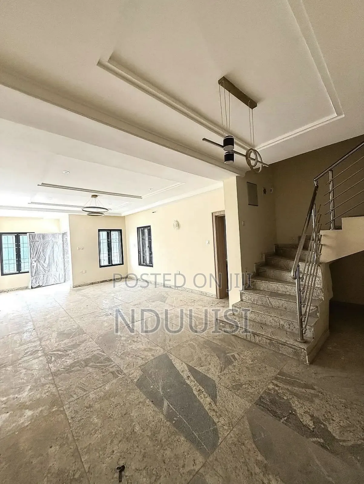 4bdrm Duplex in Guzape District for sale