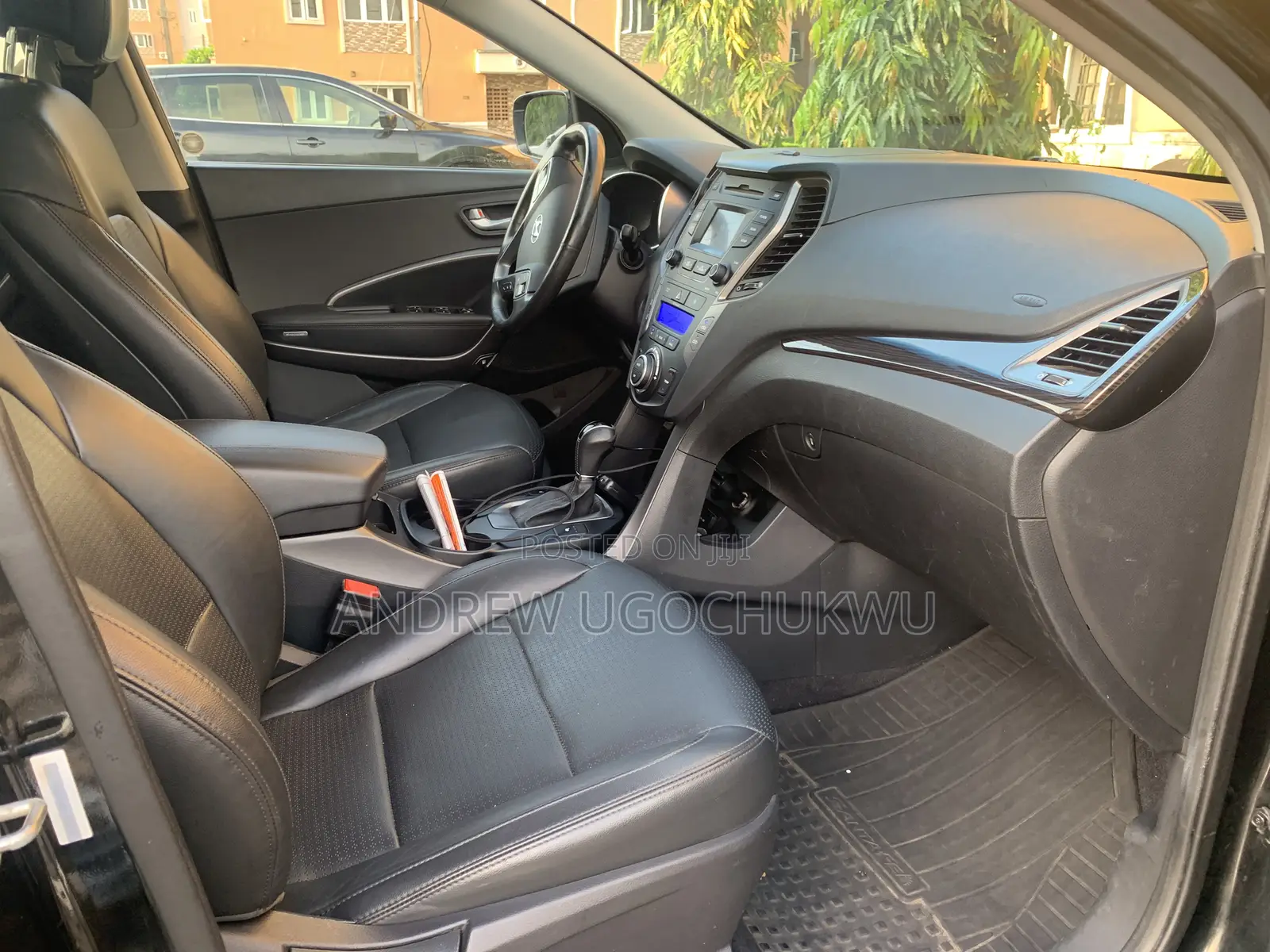 Hyundai Santa Fe 2014 Black
