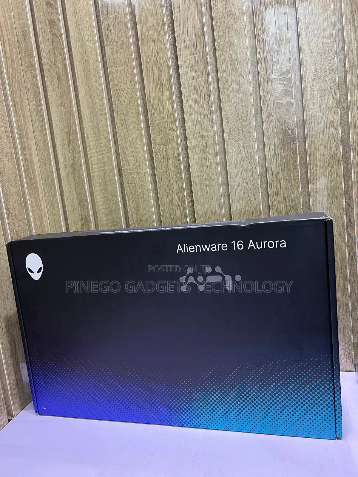 New Laptop Dell Alienware Aurora R16 16GB Intel Core I7 SSD 512GB