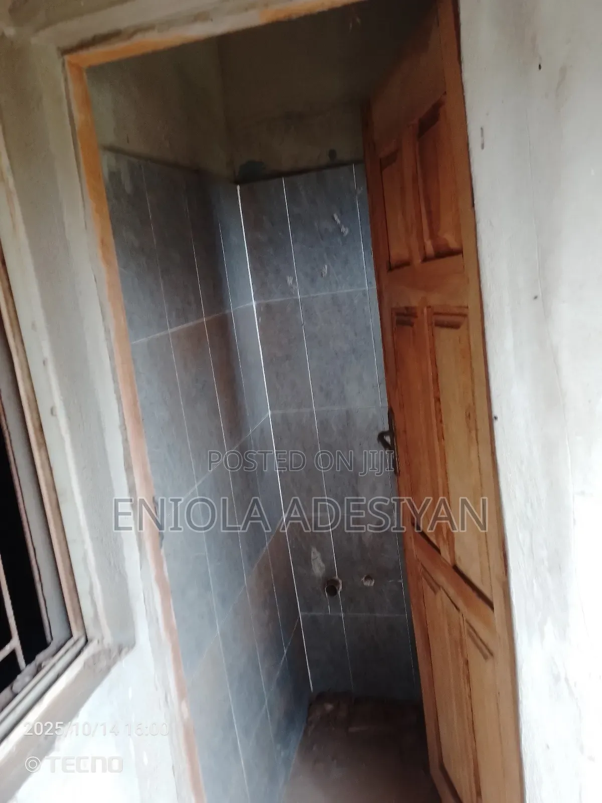 4bdrm Block of Flats in Mr Biggs, Igbogbo for sale