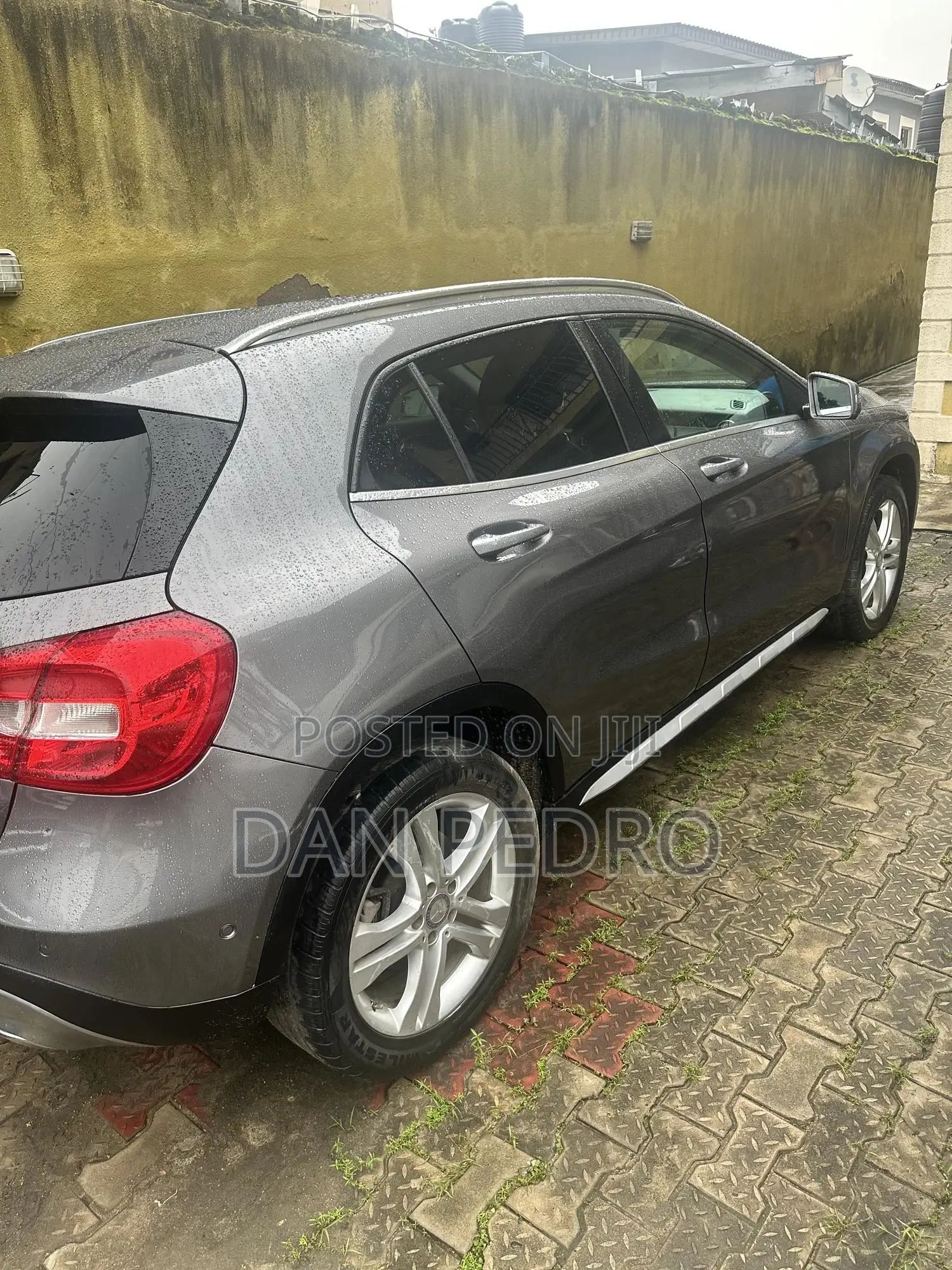 Mercedes-Benz GLA 250 2015 Gray
