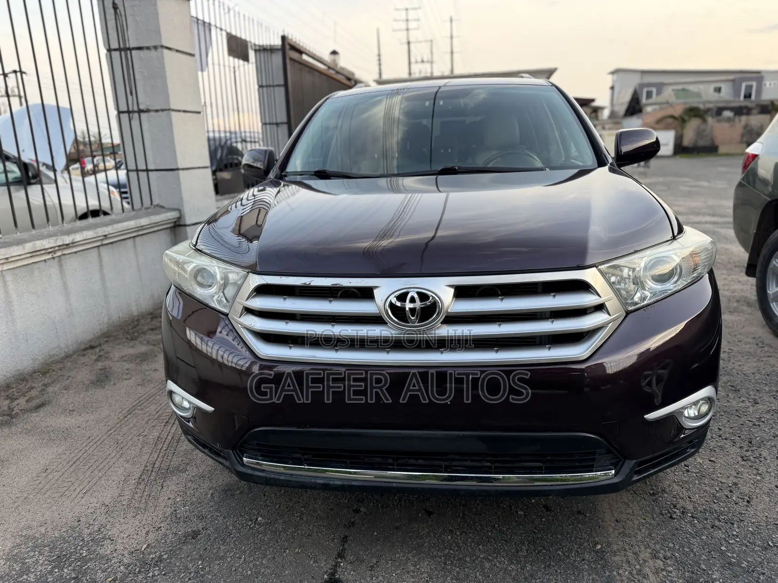 Toyota Highlander 3.5L 4WD 2013 Brown