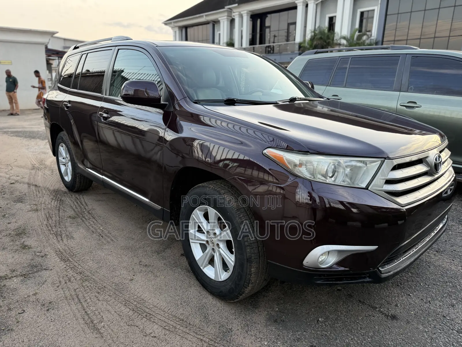 Toyota Highlander 3.5L 4WD 2013 Brown