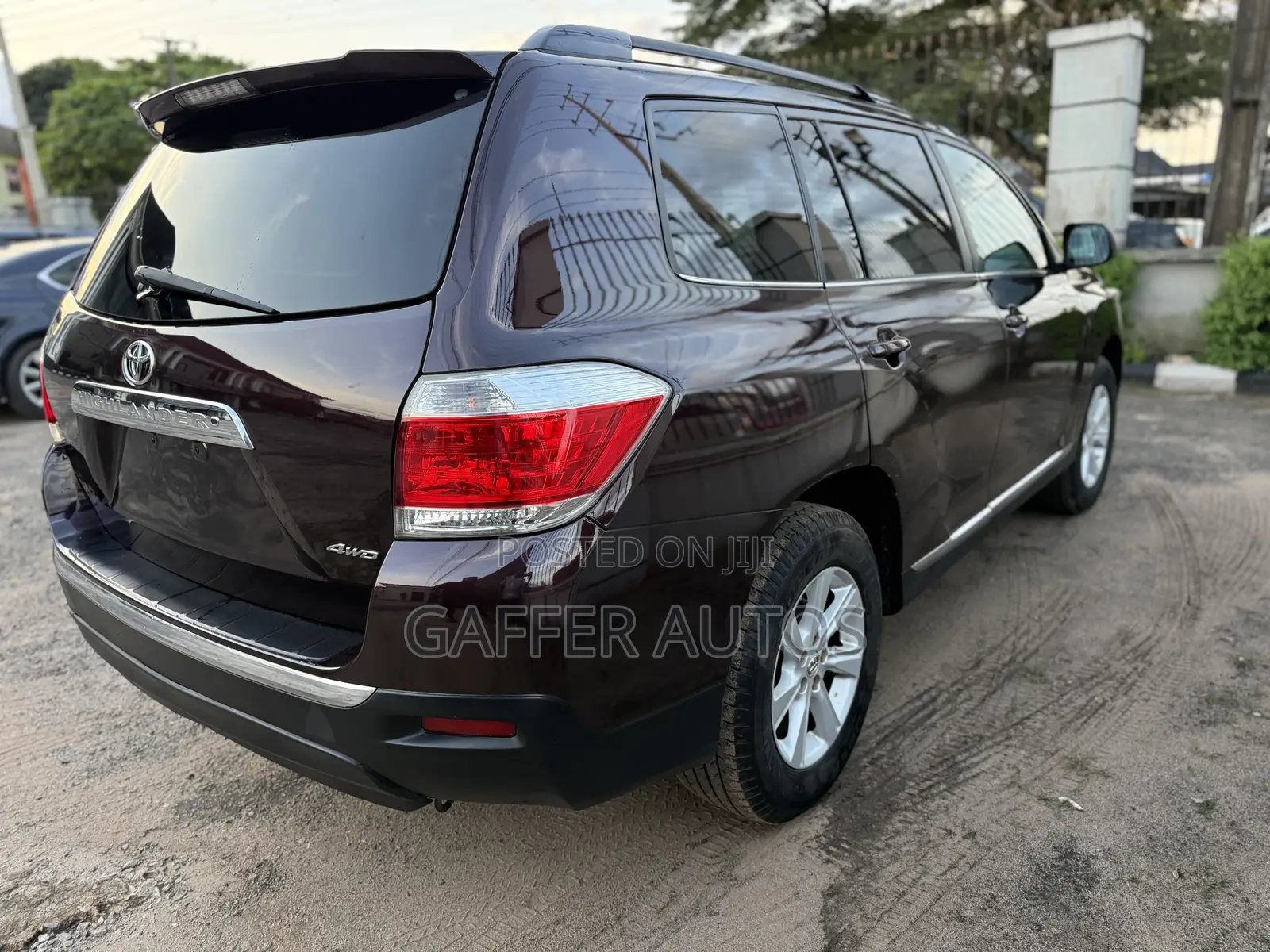 Toyota Highlander 3.5L 4WD 2013 Brown