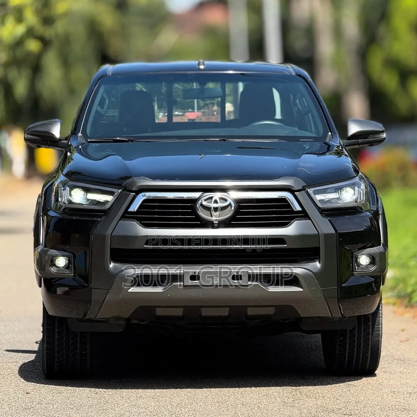 Toyota Hilux 2024 Black
