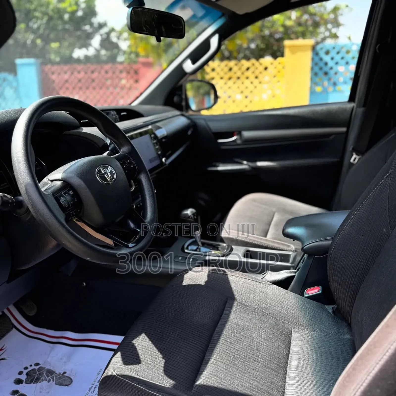 Toyota Hilux 2024 Black