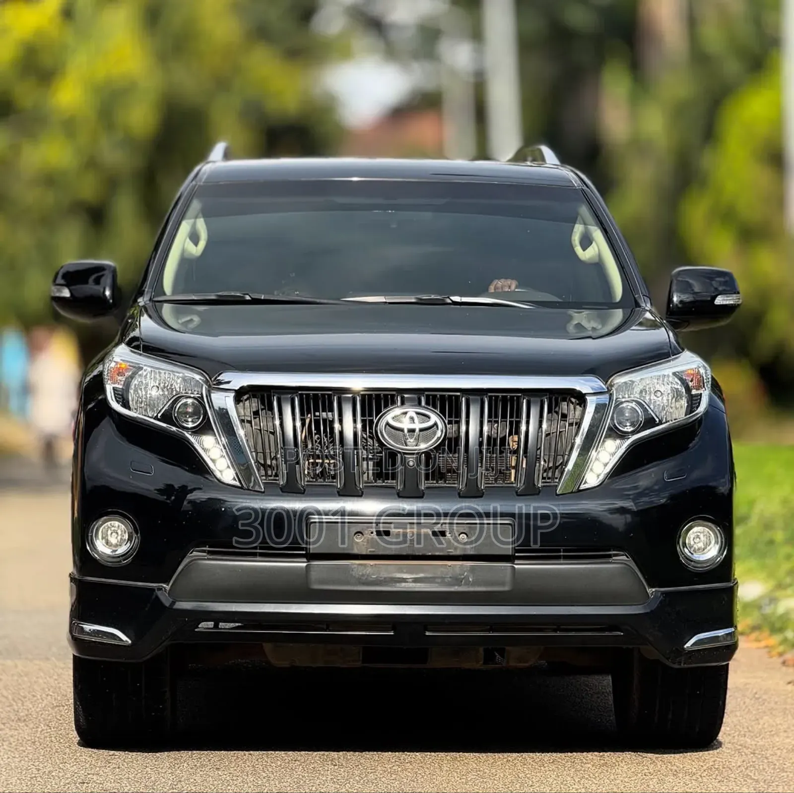 Toyota Land Cruiser Prado 2016 Black