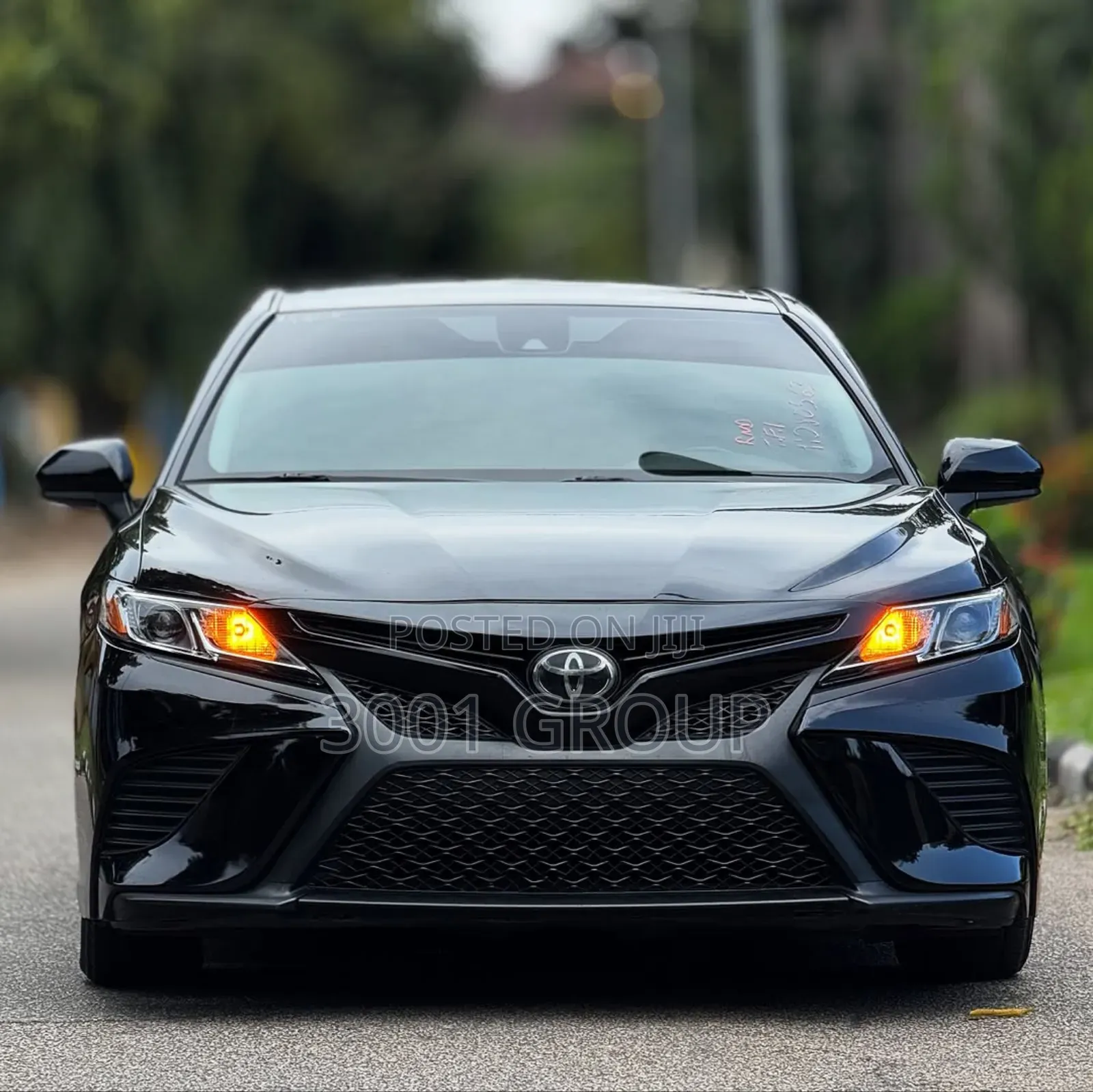 Toyota Camry SE 2021 Black