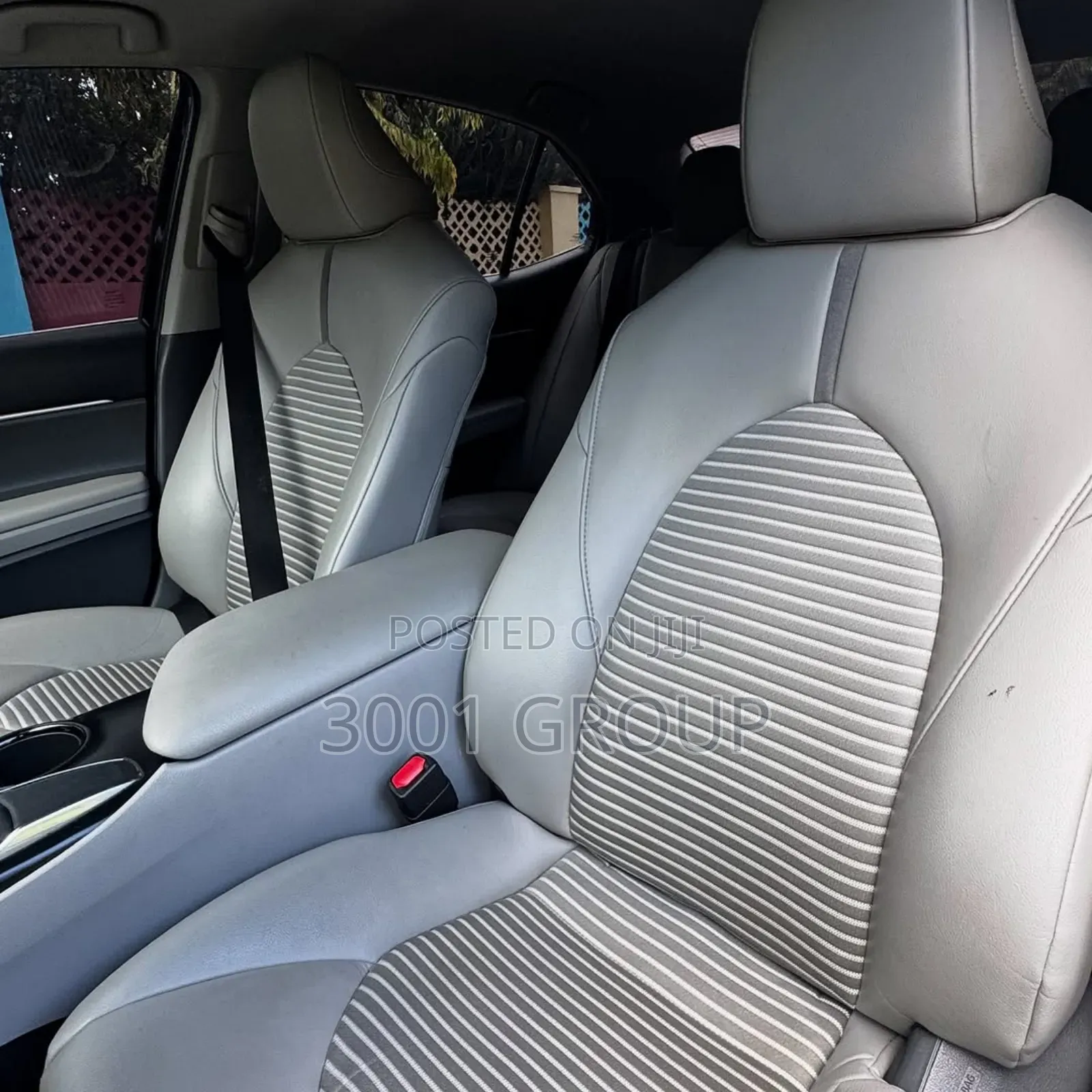 Toyota Camry SE 2021 Black