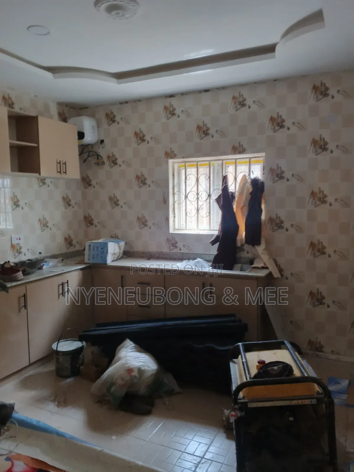 3bdrm Block of Flats in Karu for sale