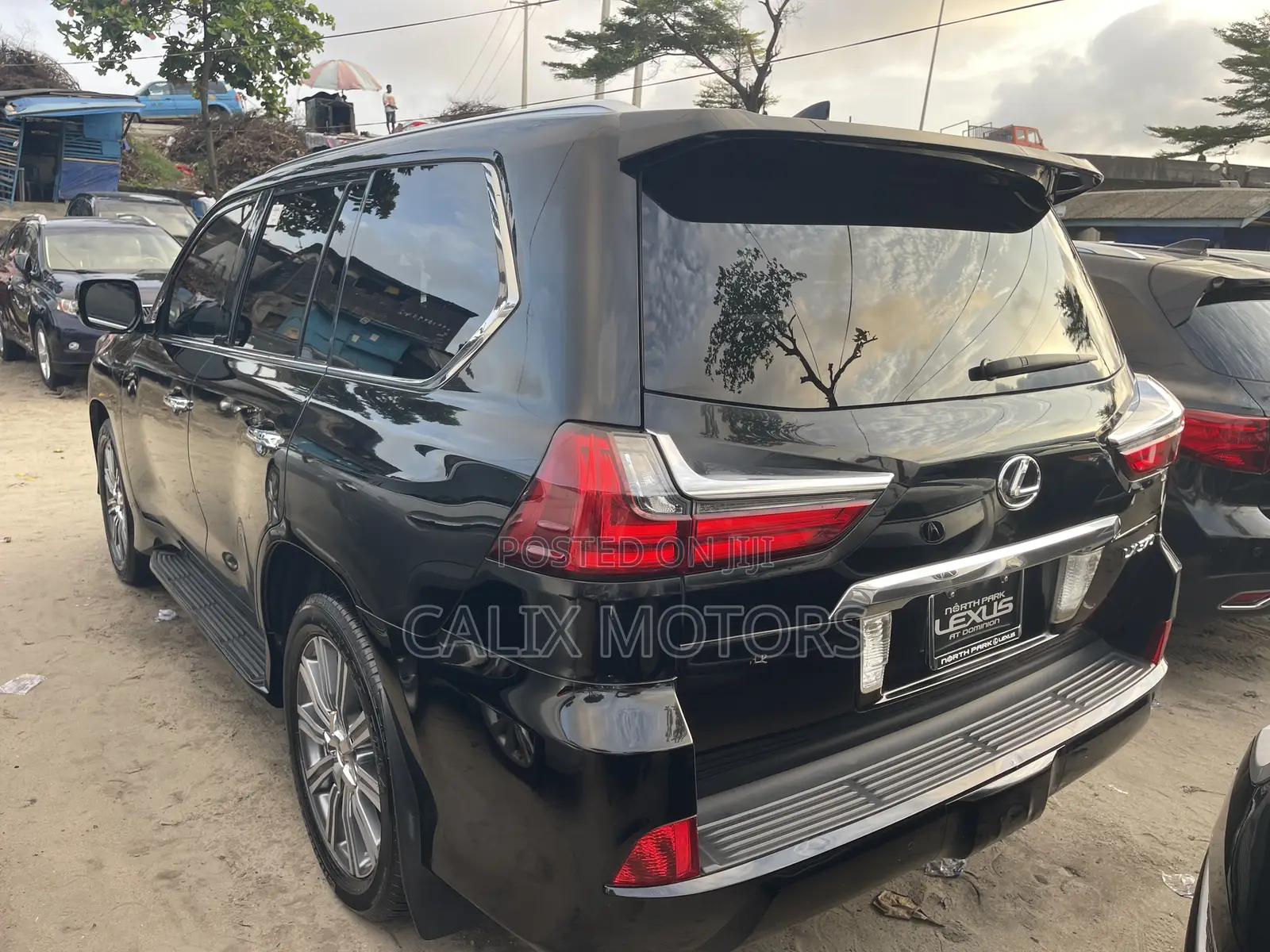 Lexus LX 2018 Black