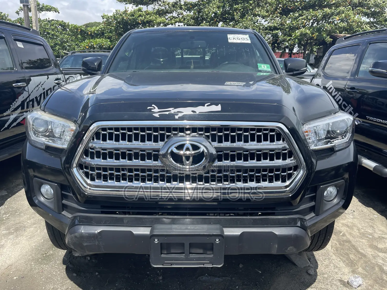 Toyota Tacoma 2018 Black