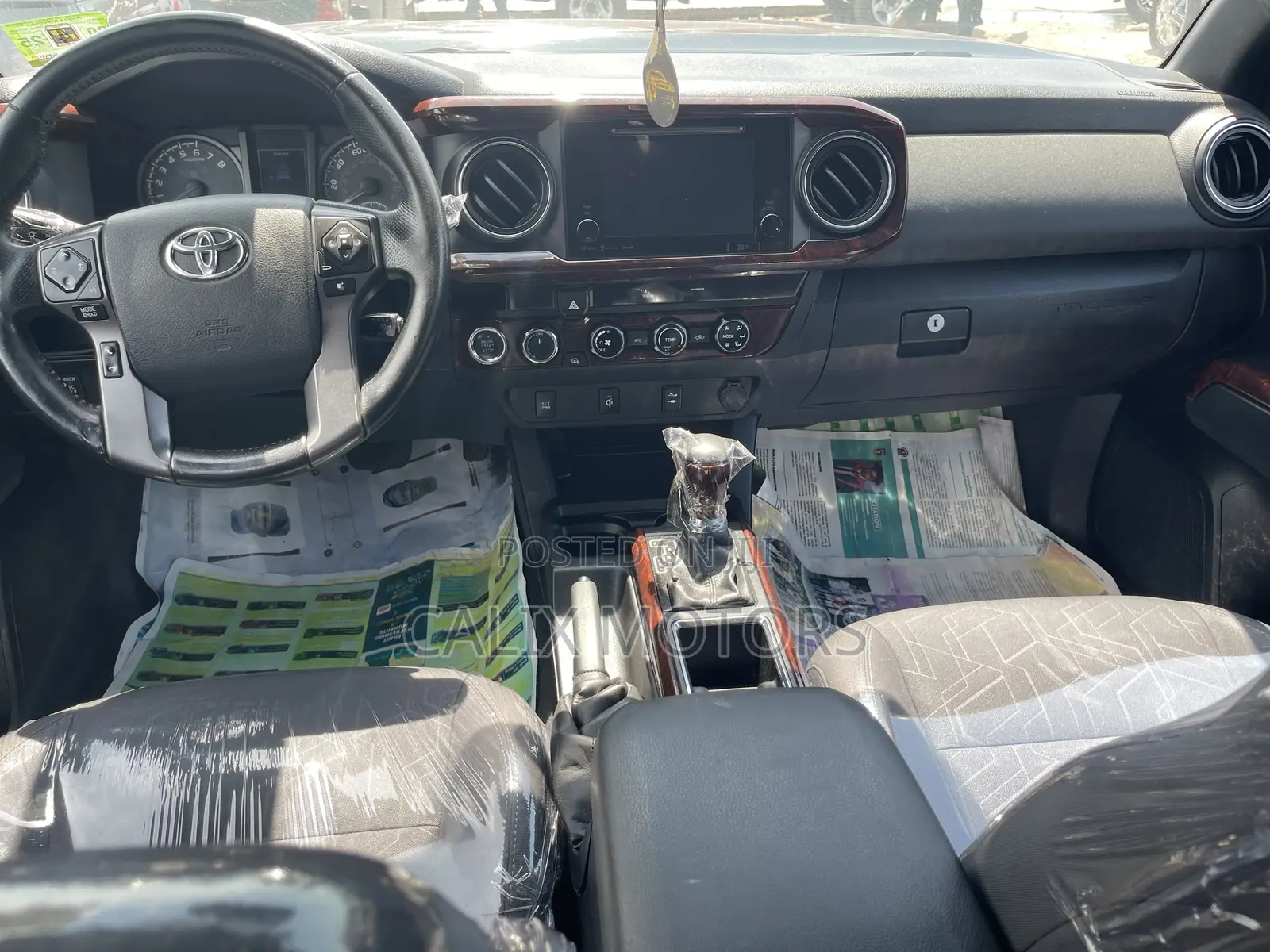 Toyota Tacoma 2018 Black