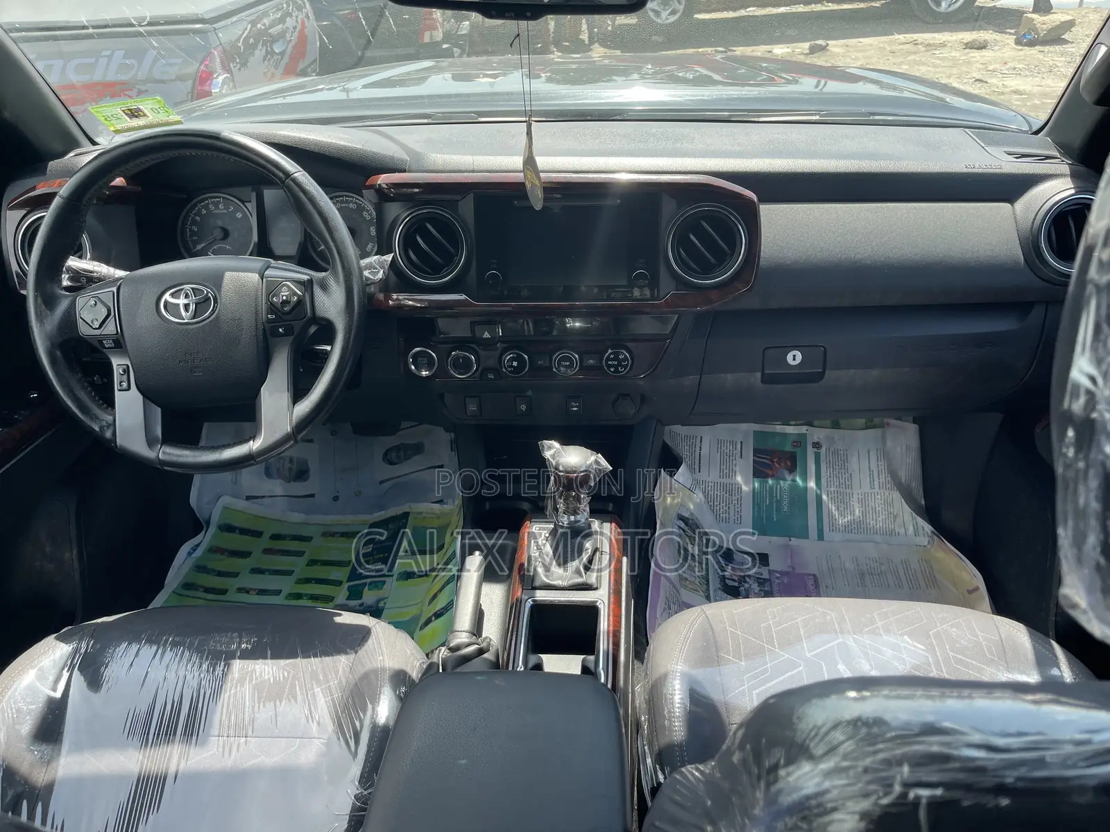 Toyota Tacoma 2018 Black