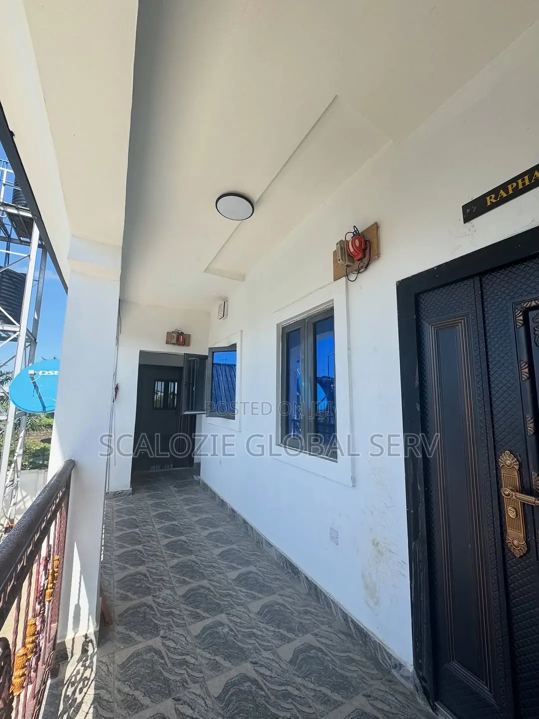 1bdrm Block of Flats in Alakahia, Port for sale