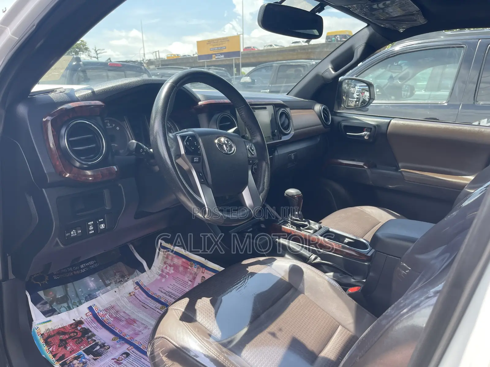 Toyota Tacoma 2018 White