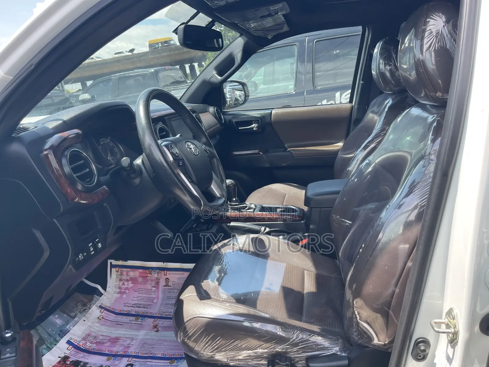 Toyota Tacoma 2018 White