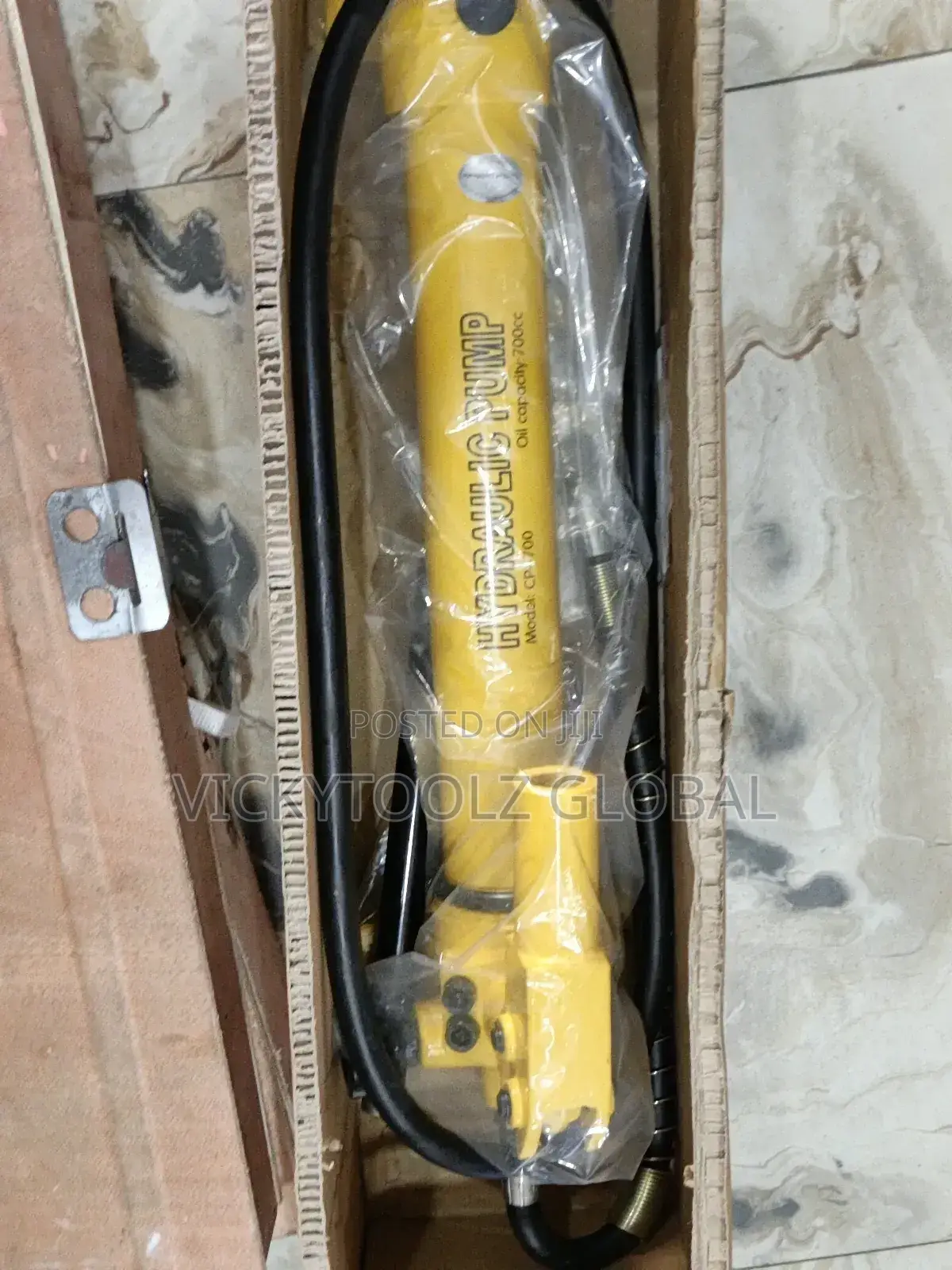 Cp-700 Hydraulic Hand Pump (Oil Capacity 700cc)